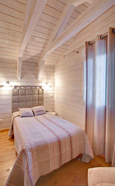 Les Maisons De Concasty Boisset  Exteriör bild