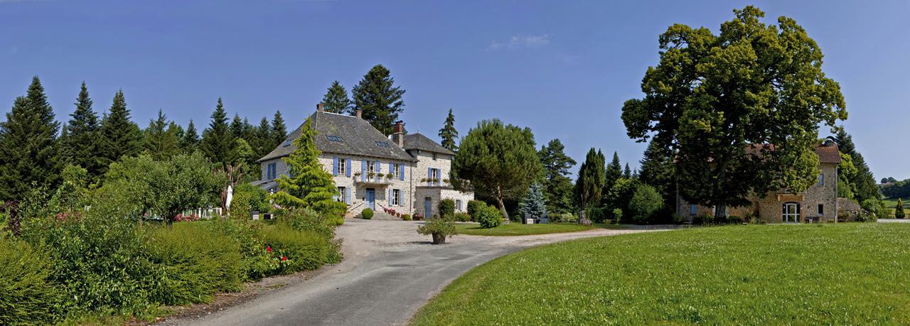 Les Maisons De Concasty Boisset  Exteriör bild
